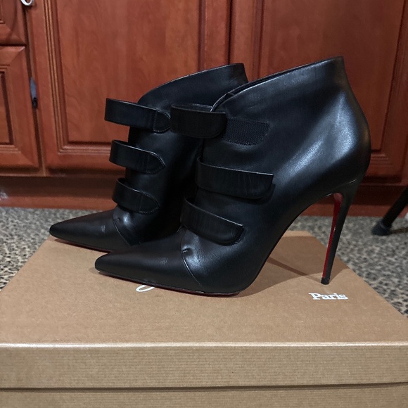 Booties - Picture 4 of 4